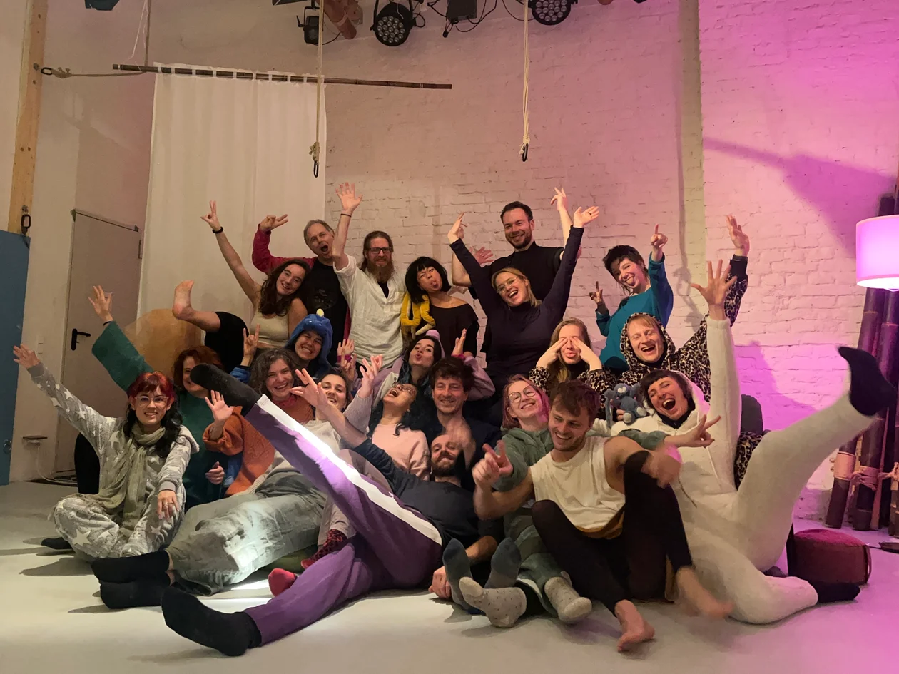 Group photo of participants in this authenticity training in Berlin