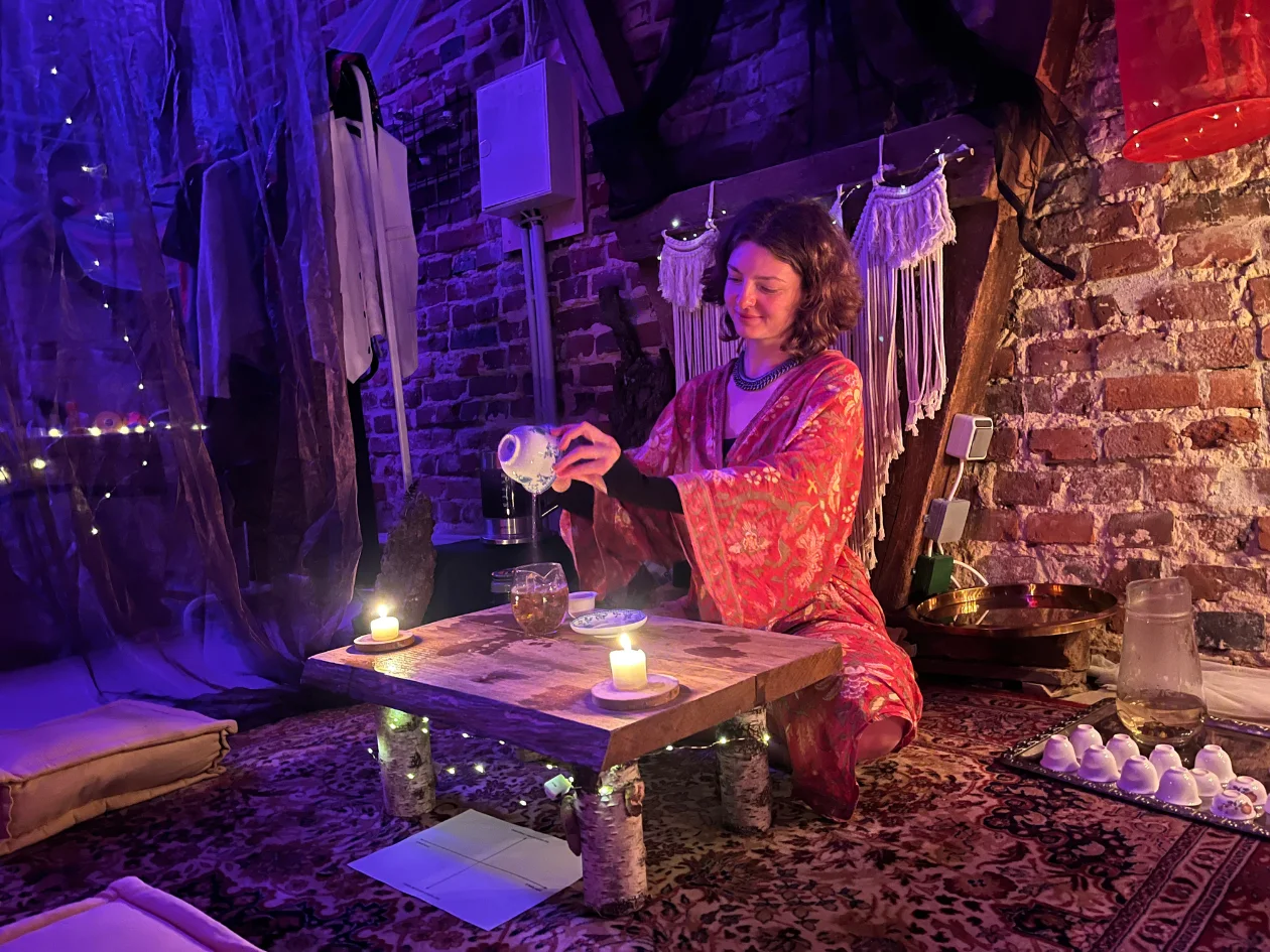 Tea ceremony during the playspace of this sexuality retreat in Berlin